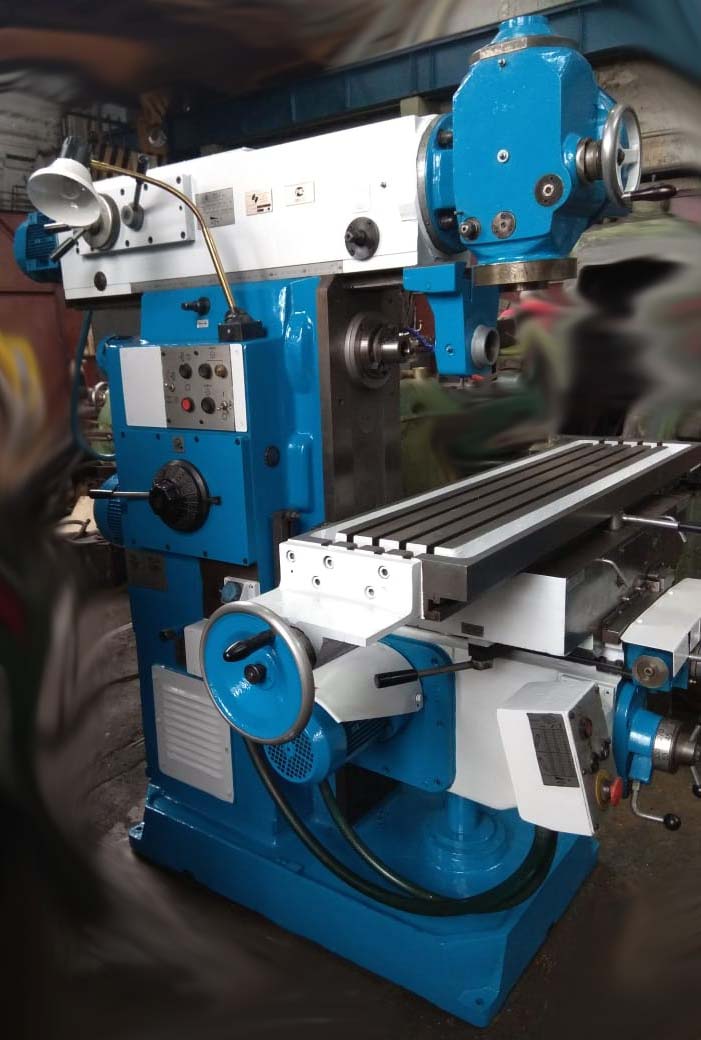 Фото широкоуніверсального фрезерного верстата 6К82ш